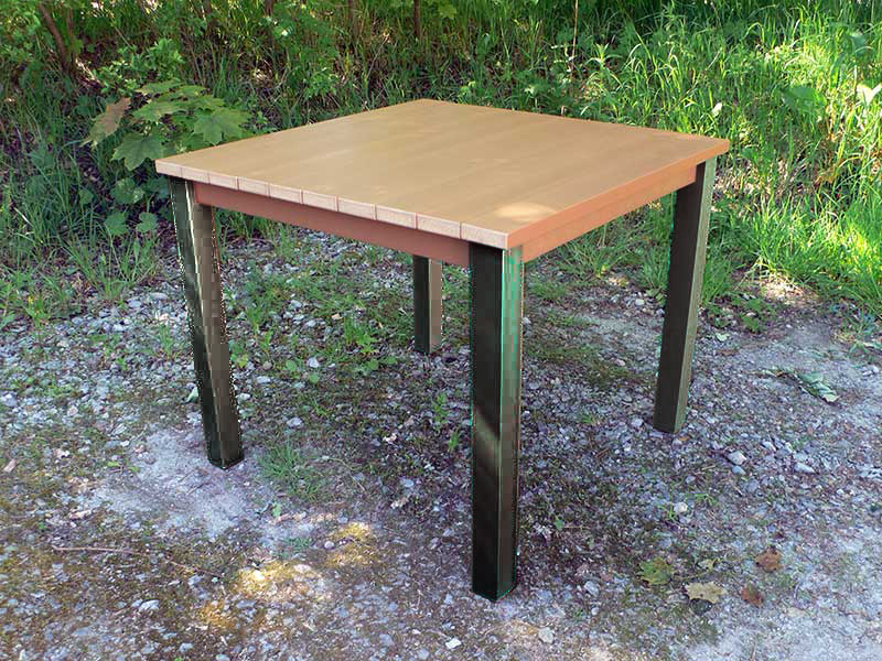 Thames Garden Table | Square | Synthetic Wood | Recycled Plastic